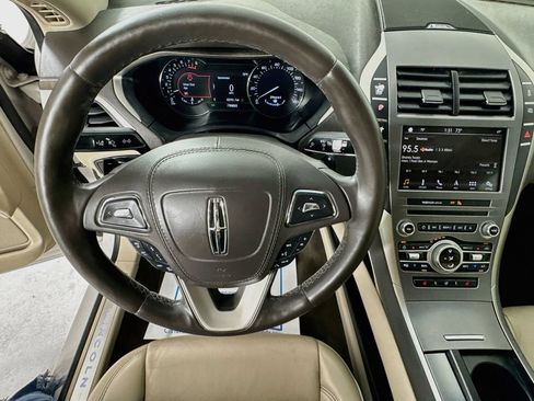 Used 2019 Lincoln MKZ Reserve w/ Reserve Plus Package FWD image 12