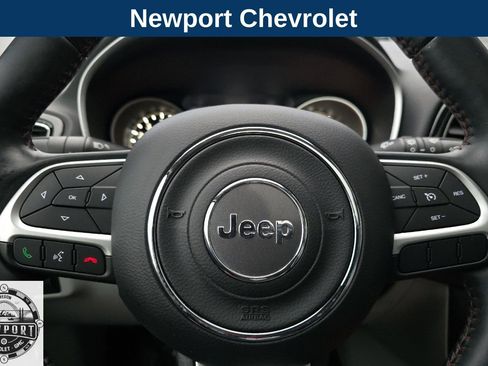 Used 2018 Jeep Compass Limited w/ Navigation Group image 25