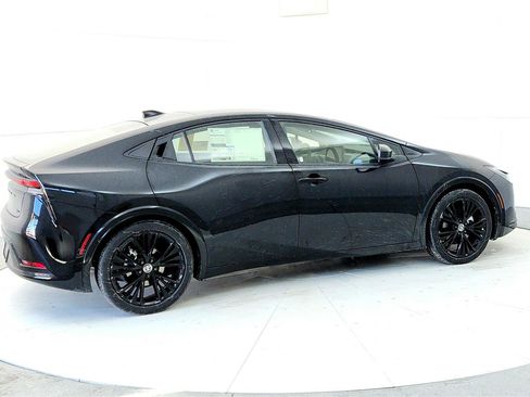 New 2026 Toyota Prius AWD image 6