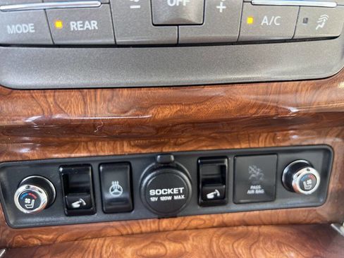 Used 2015 INFINITI QX80 4WD w/ Deluxe Technology Package image 15