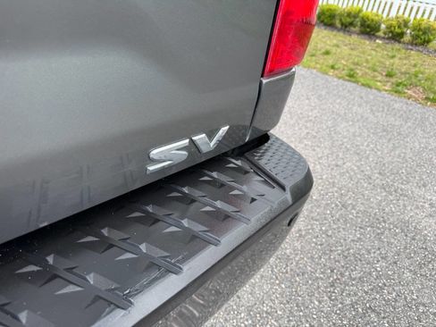 Used 2017 Nissan Titan SV RWD image 35