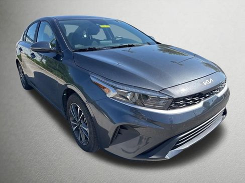 Certified 2024 Kia Forte LXS w/ LXS Technology Package FWD image 1