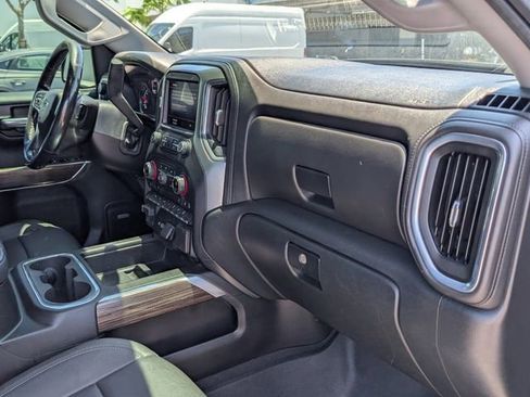 Used 2021 Chevrolet Silverado 1500 LT Trail Boss w/ Convenience Package II AWD/4WD image 17