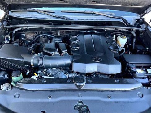 Certified 2022 Toyota 4Runner SR5 Premium image 30