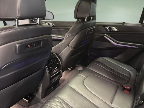 Used 2022 BMW X5 M50i w/ Executive Package image 15