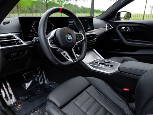 Used 2025 BMW M240i Coupe w/ Premium Package RWD image 5