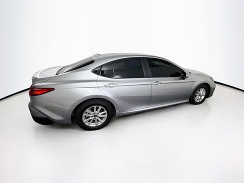 Used 2025 Toyota Camry LE w/ Convenience Package FWD image 10