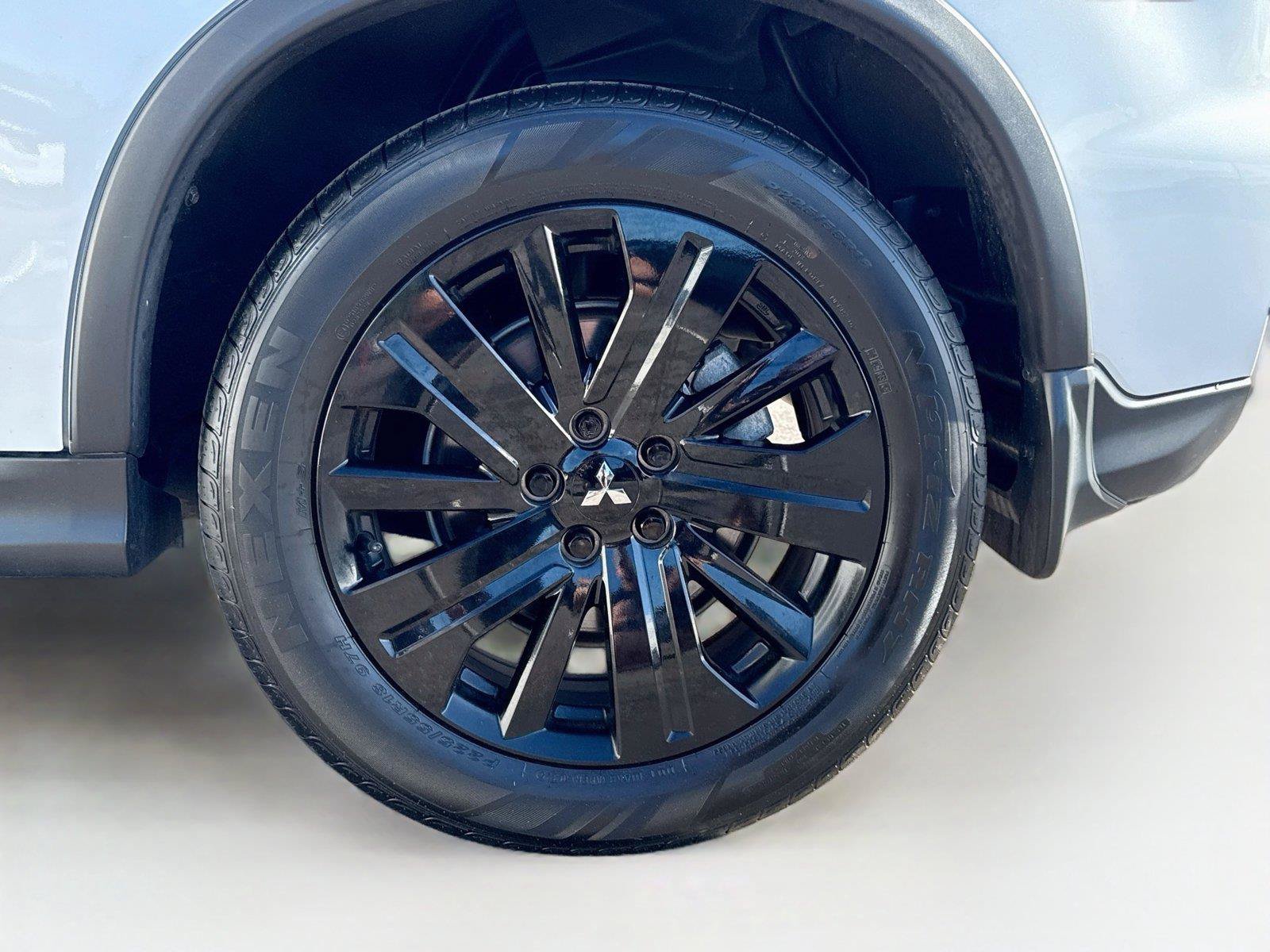 Used 2025 Mitsubishi Outlander Sport AWD image 30