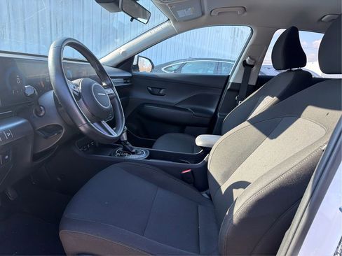 Certified 2024 Hyundai Kona SEL image 9