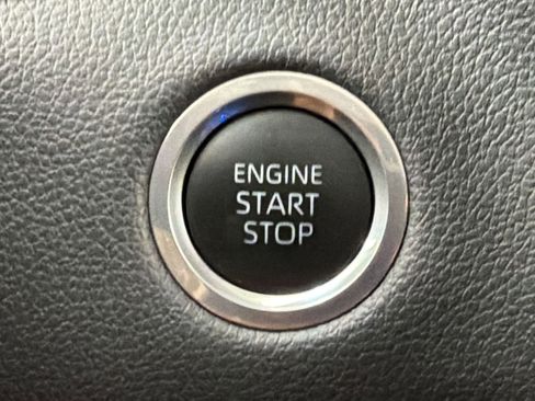 Used 2023 Toyota Tundra Limited w/ Power Package AWD/4WD image 26