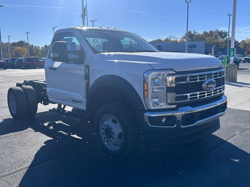 New 2024 Ford F550 4x4 Regular Cab Super Duty image 3