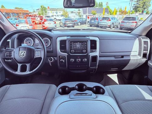 Used 2014 RAM 1500 Classic SLT RWD image 22