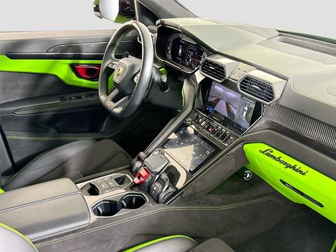 Used 2024 Lamborghini Urus S image 35