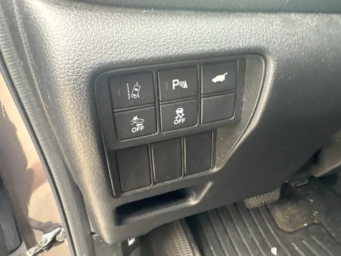 Used 2020 Honda CR-V Touring image 14