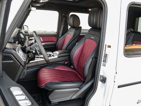 Used 2021 Mercedes-Benz G 63 AMG G 63 AMG 4MATIC Interior Pac image 31