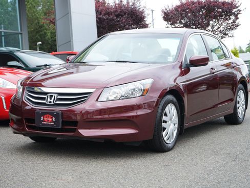 Used 2011 Honda Accord LX image 1