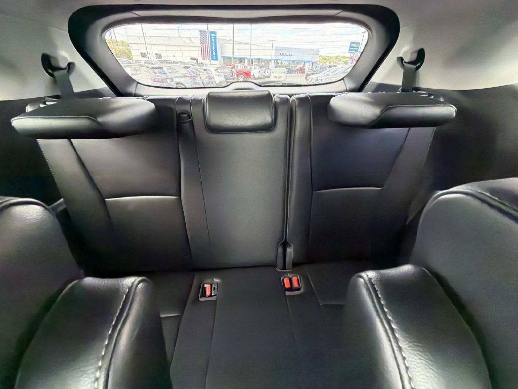 Used 2021 Toyota Highlander Limited AWD/4WD image 16