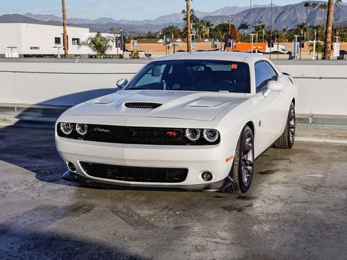 Used 2023 Dodge Challenger R/T Scat Pack image 4
