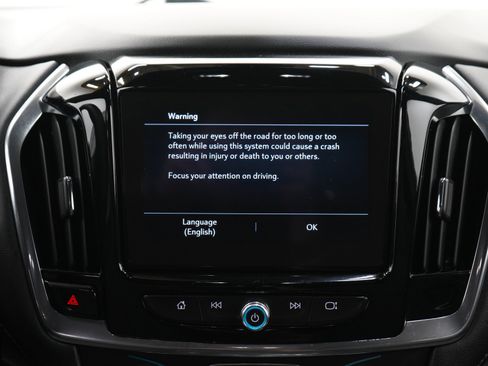 Used 2023 Chevrolet Traverse LT AWD/4WD image 19