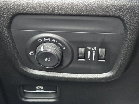 New 2025 Jeep Grand Cherokee Limited image 15