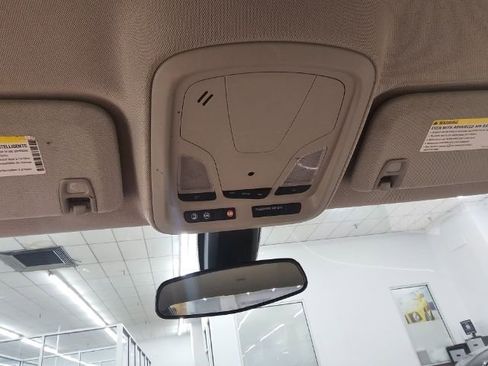 Used 2017 Chevrolet Impala LS image 21