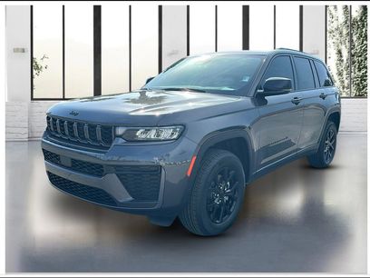 New 2026 Jeep Grand Cherokee Altitude