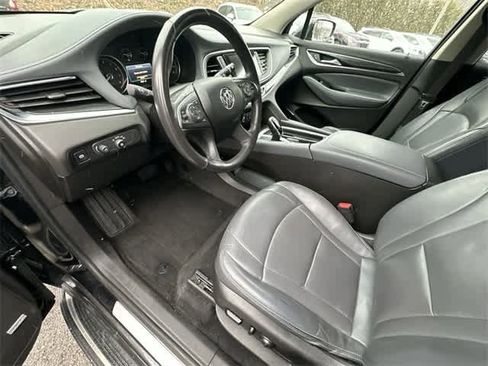 Used 2018 Buick Enclave Premium w/ Experience Buick Package image 18