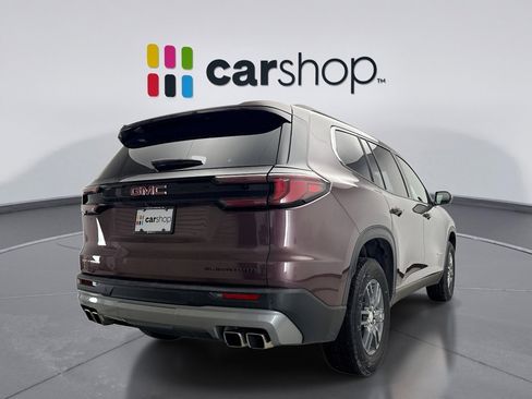 Used 2025 GMC Acadia Elevation image 5