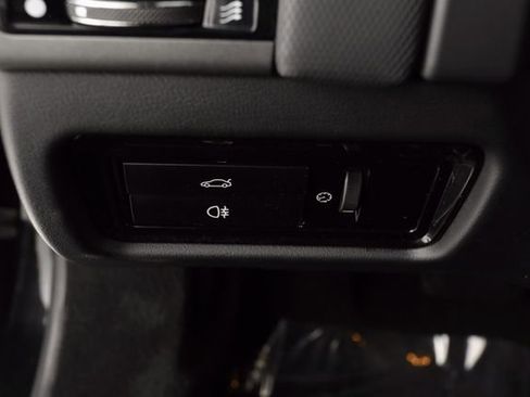 Used 2014 Jaguar F-TYPE Convertible image 19