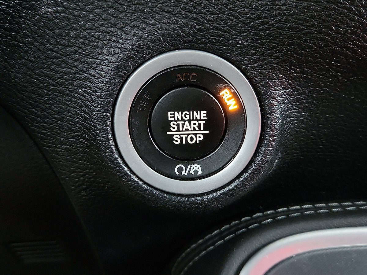 Used 2019 Dodge Challenger R/T w/ Plus Package RWD image 11