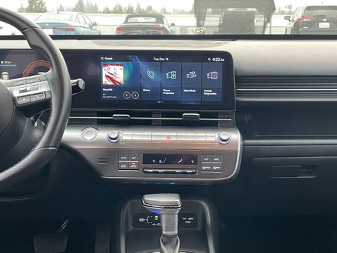 Used 2025 Hyundai Kona SEL image 18