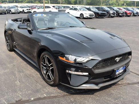 Used 2020 Ford Mustang Premium image 11
