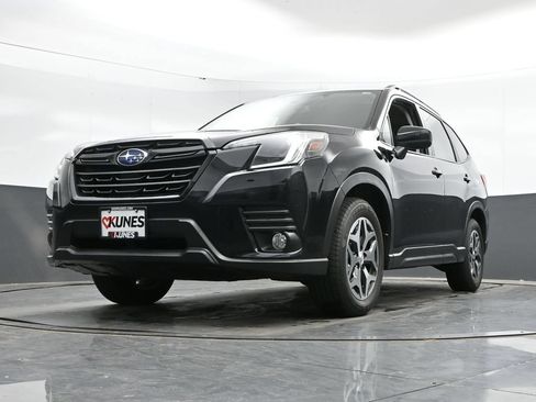 Used 2022 Subaru Forester Premium AWD/4WD image 44