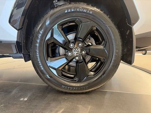 Used 2020 Toyota RAV4 XSE w/ All Weather Liner Package AWD/4WD image 40