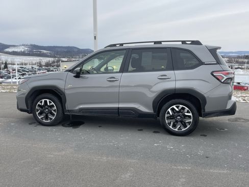 Certified 2025 Subaru Forester Premium w/ Convenience Package #1 image 7