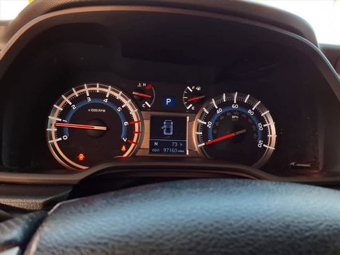 Used 2016 Toyota 4Runner SR5 image 12