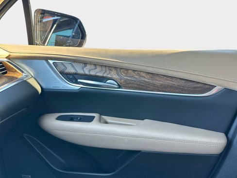 Used 2024 Cadillac XT5 Premium Luxury w/ Platinum Package image 24