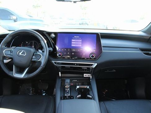 Certified 2024 Lexus RX 350 w/ Convenience Package image 10