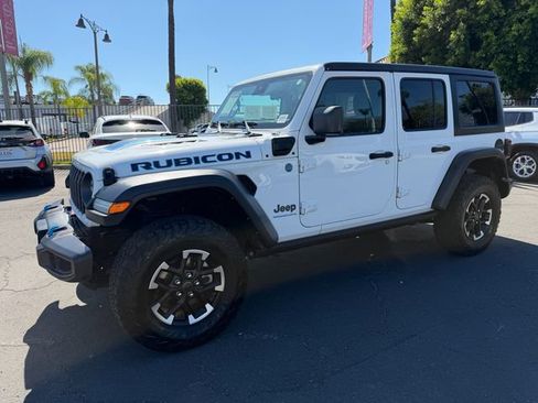 Used 2024 Jeep Wrangler Unlimited Rubicon 4xe AWD/4WD image 4