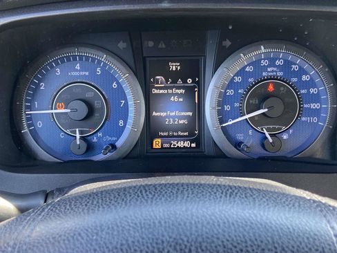 Used 2016 Toyota Sienna XLE FWD image 28