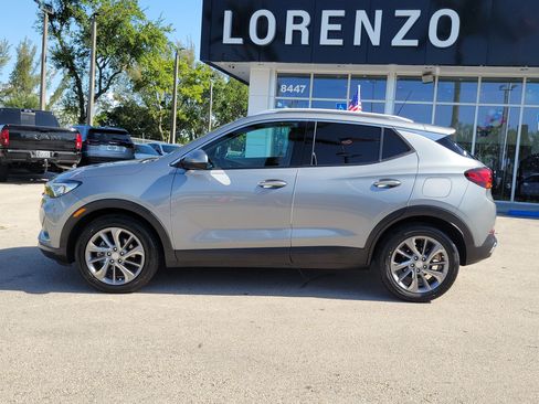 Used 2023 Buick Encore GX Essence w/ Experience Buick Package FWD image 8