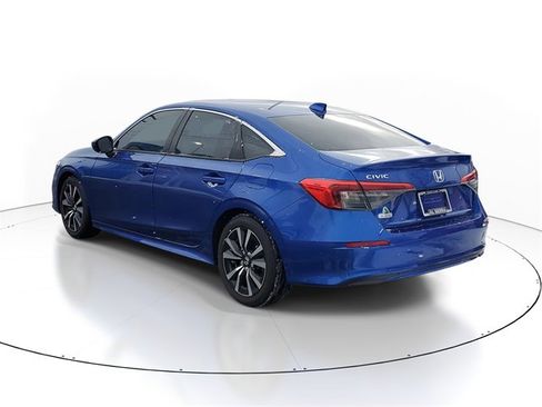 Used 2022 Honda Civic EX image 3