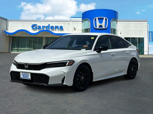 Used 2026 Honda Civic Sport image 3