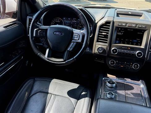 Used 2019 Ford Expedition Limited w/ Special Edition Package AWD/4WD image 17