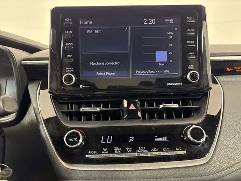 Used 2022 Toyota Corolla SE image 25