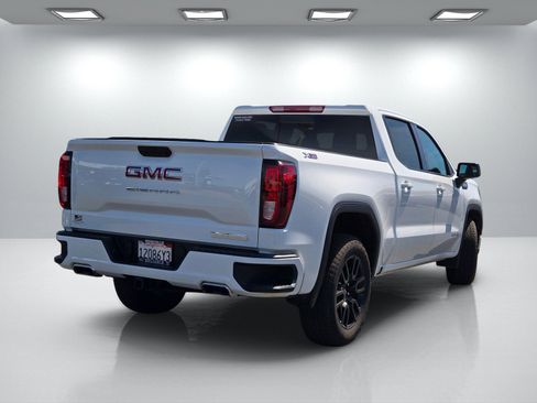 Used 2026 GMC Sierra 1500 Elevation w/ Preferred Package AWD/4WD image 4