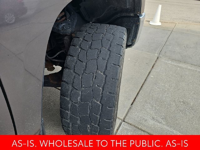 Used 2015 Toyota Tundra SR5 w/ TRD Off Road Package AWD/4WD image 36