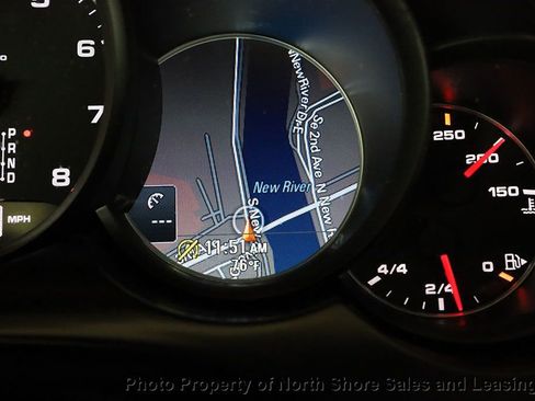 Used 2016 Porsche Cayenne image 52