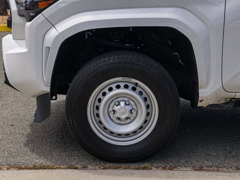 Used 2024 Toyota Tacoma SR RWD image 11