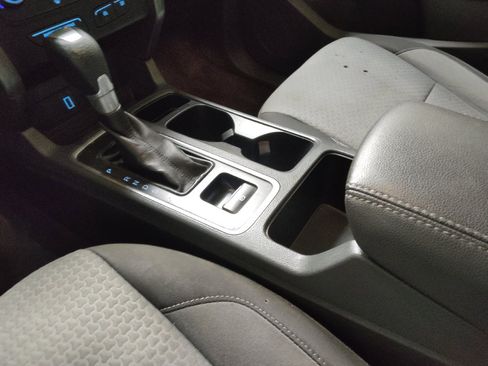 Used 2017 Ford Escape SE AWD/4WD image 26